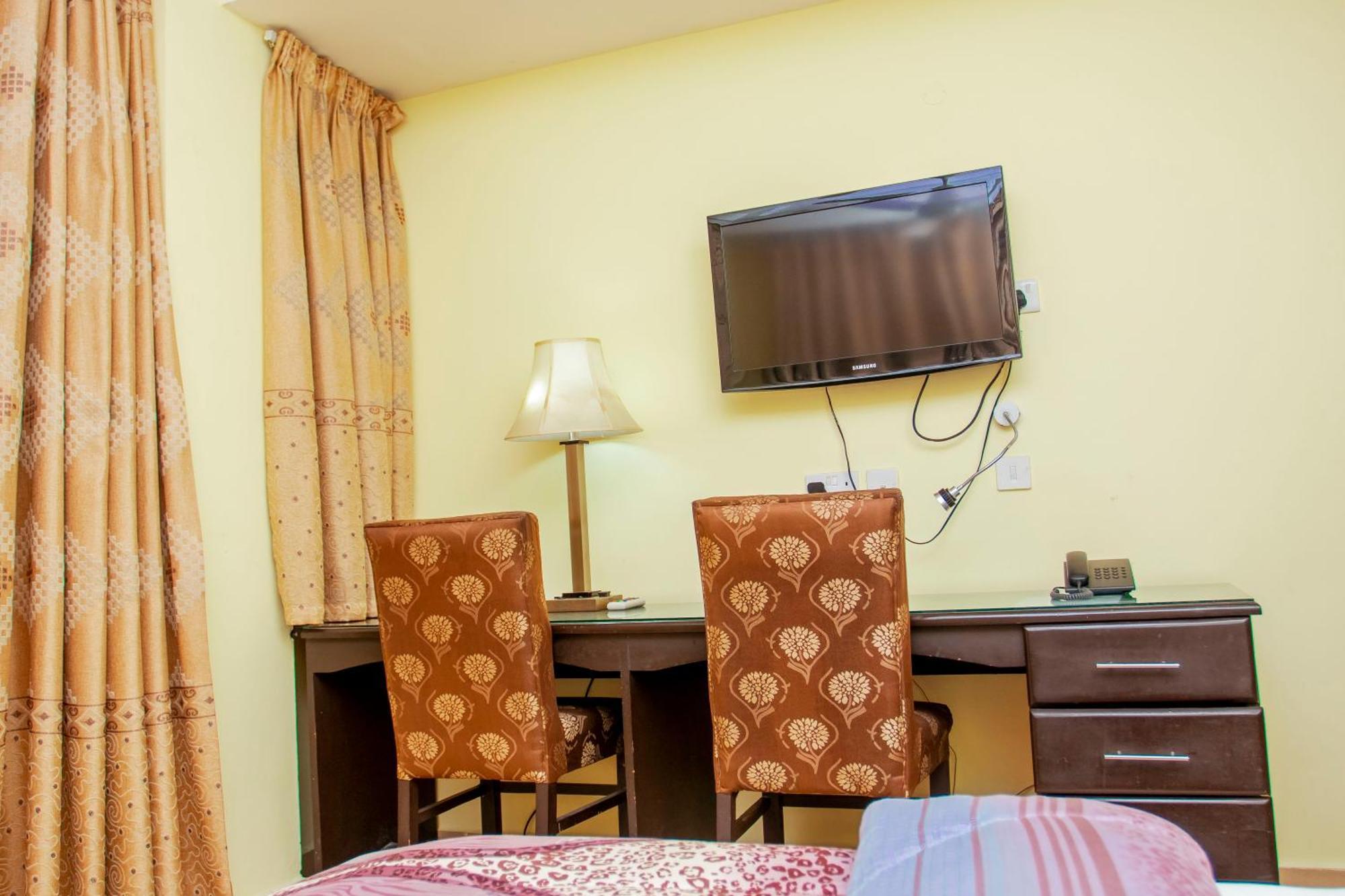 Sleep Inn Hotel - Kariakoo Дар ес Саалам Екстериор снимка